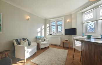 2 Bed in Beer Holiday Home