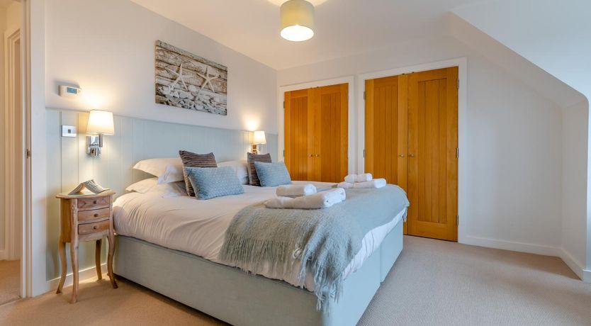 Photo of 4 Bed in Blakeney