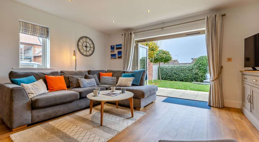 Photo of 4 Bed in Blakeney