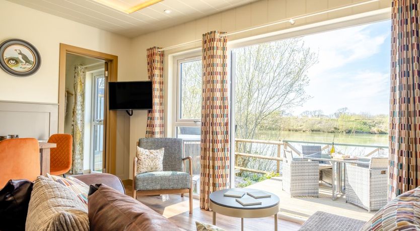 Photo of 2 Bed in Newport