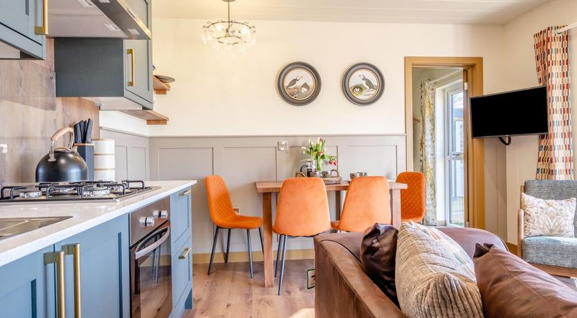 Photo of 2 Bed in Newport