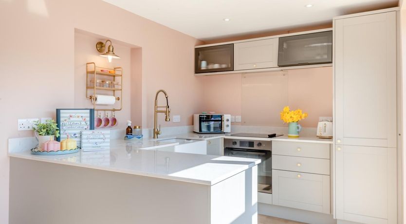 Photo of 2 Bed in North Wootton