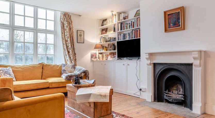 Photo of 3 Bed in Brighstone