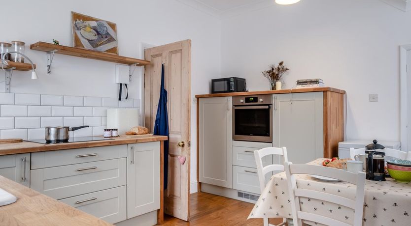 Photo of 3 Bed in Brighstone