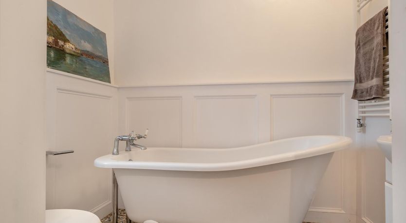 Photo of 3 Bed in Brighstone