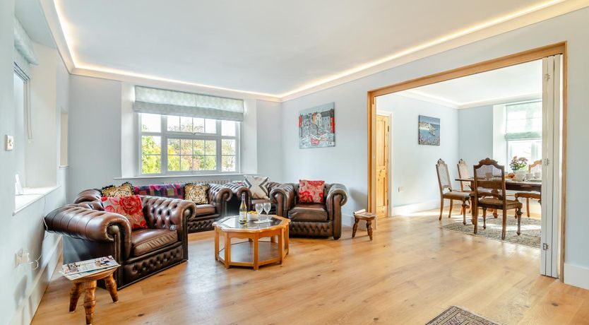 Photo of 3 Bed in Minehead