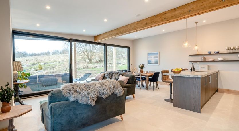 Photo of 2 Bed in Austwick