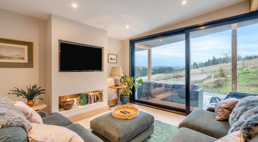 Photo of 2 Bed in Austwick