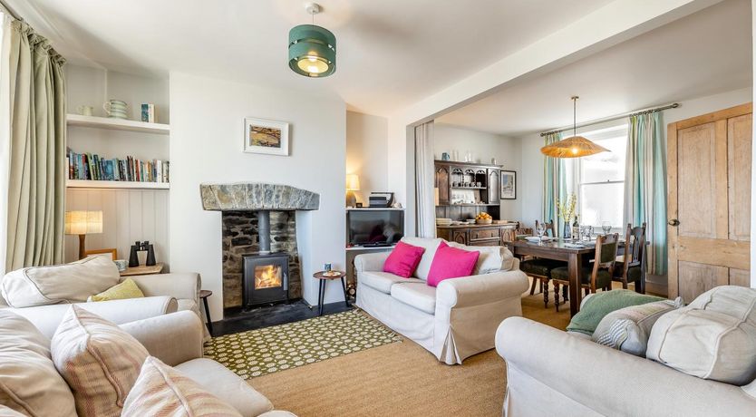 Photo of 2 Bed in New Quay