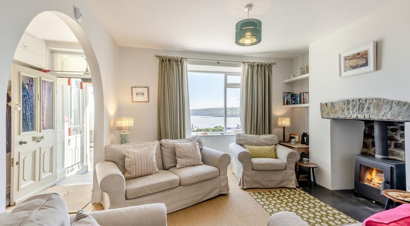 Photo of 2 Bed in New Quay