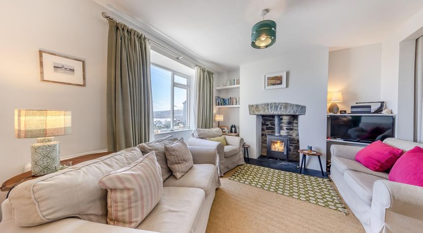 Photo of 2 Bed in New Quay