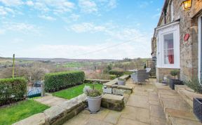 Photo of 3 Bed in Danby