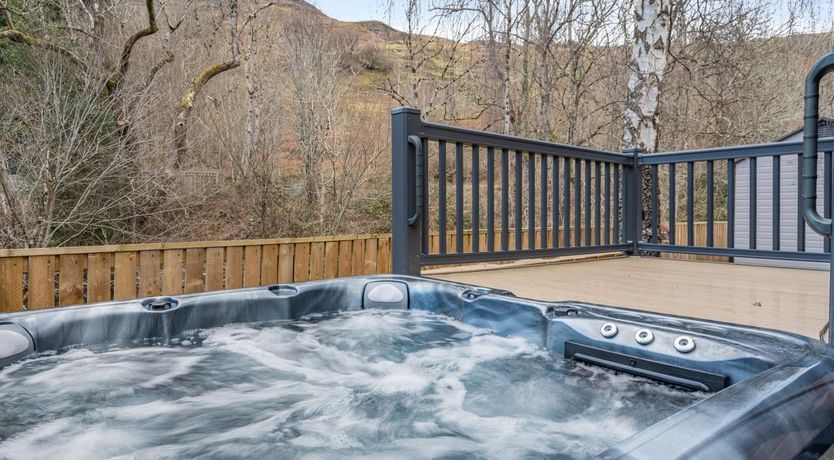 Photo of 2 Bed in St. Fillans