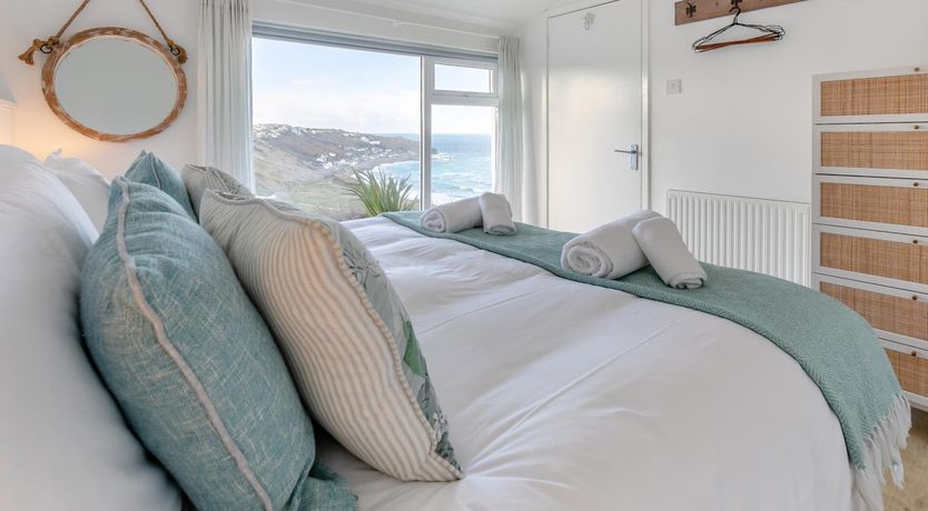 Photo of 2 Bed in Sennen