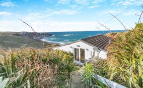Photo of 2 Bed in Sennen