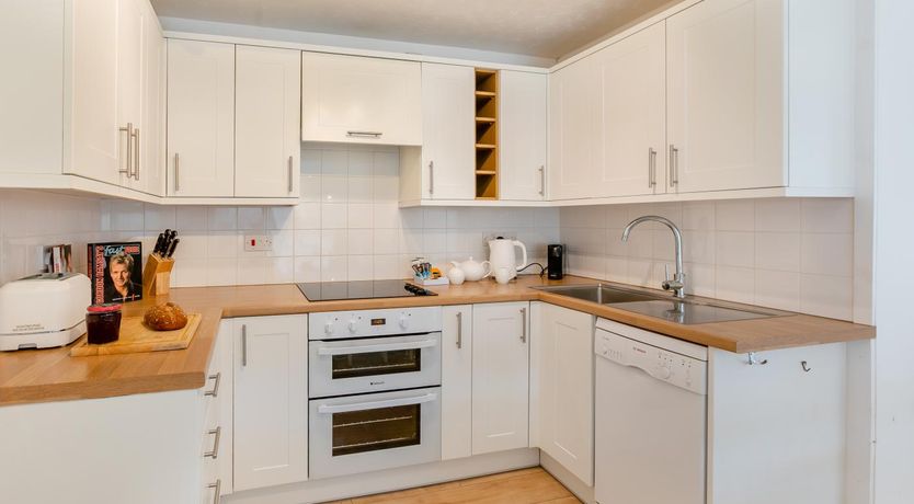 Photo of 2 Bed in Sennen