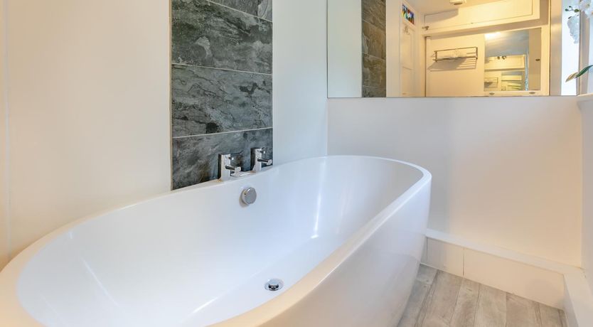 Photo of 2 Bed in Sennen