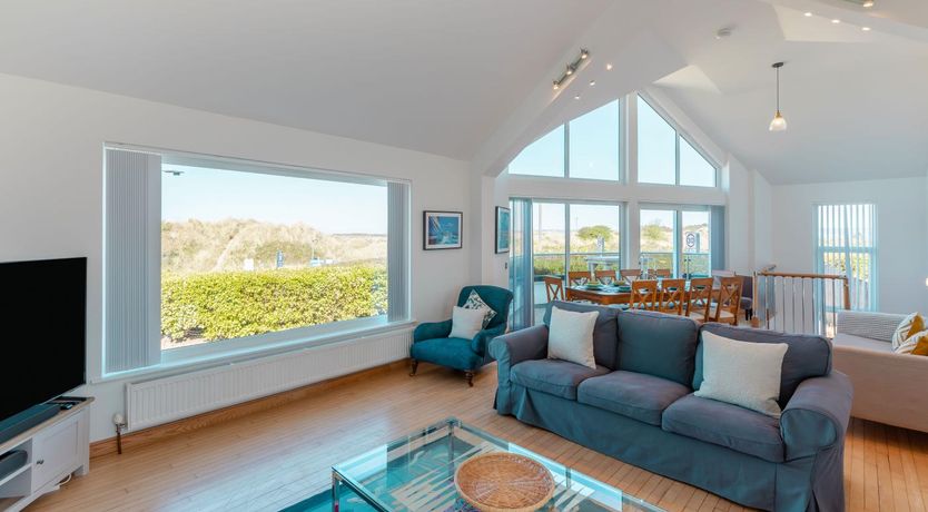Photo of 4 Bed in Instow