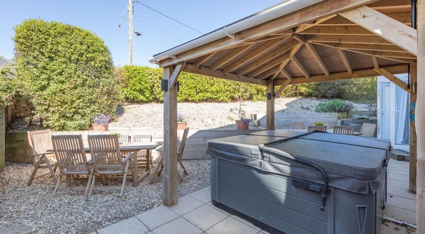 Photo of 4 Bed in Instow