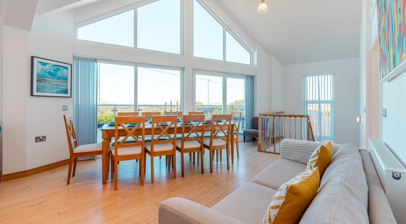 Photo of 4 Bed in Instow