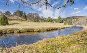 Photo of 7 Bed in Strathdon