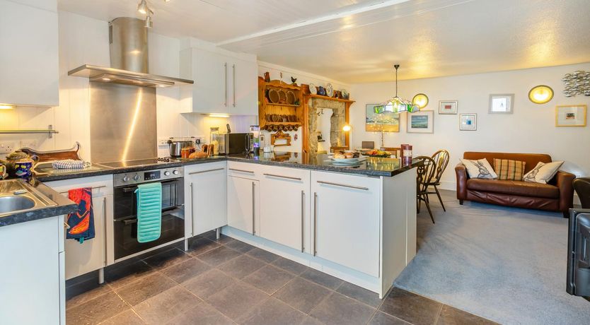 Photo of 2 Bed in St. Ives