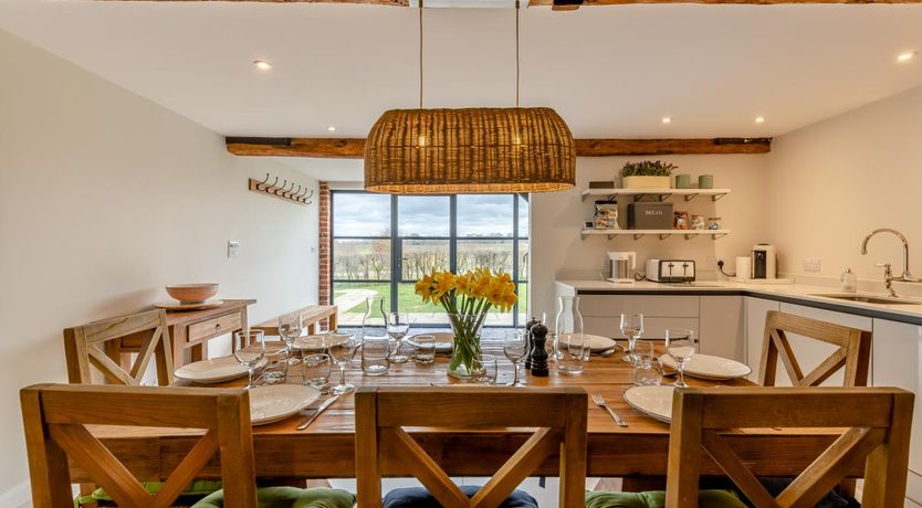 Photo of 4 Bed in Peasmarsh