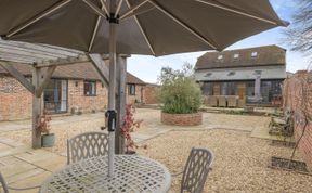 Photo of 4 Bed in Peasmarsh