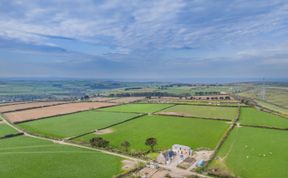 Photo of 3 Bed in St. Mawgan