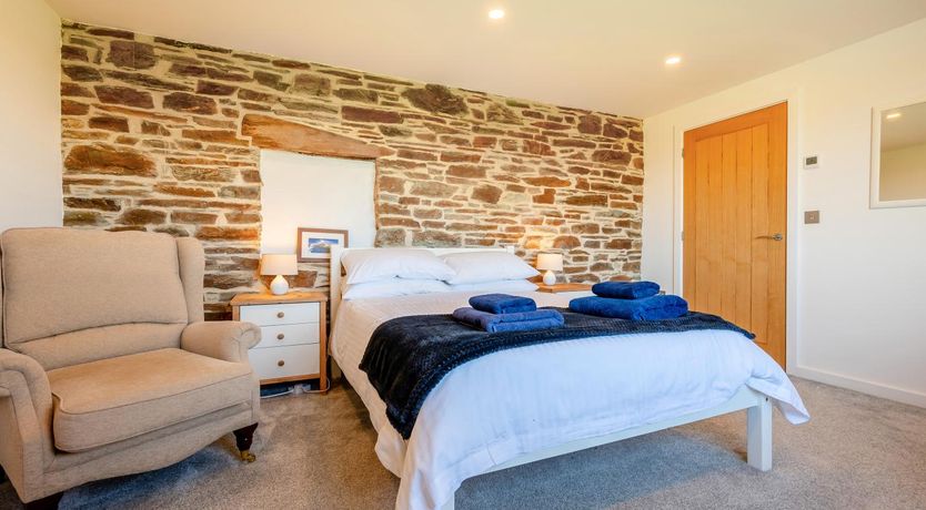 Photo of 3 Bed in St. Mawgan
