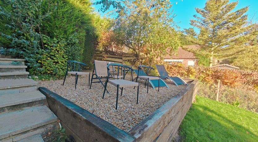 Photo of 5 Bed in Tealby