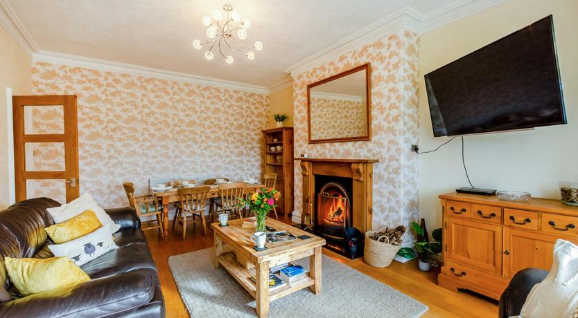 Photo of 3 Bed in Lytham St. Annes