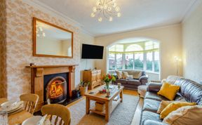 Photo of 3 Bed in Lytham St. Annes