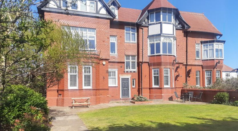 Photo of 3 Bed in Lytham St. Annes