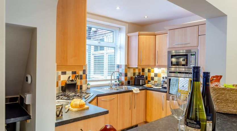 Photo of 3 Bed in Lytham St. Annes