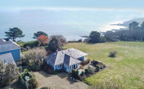 Photo of 3 Bed in Portscatho