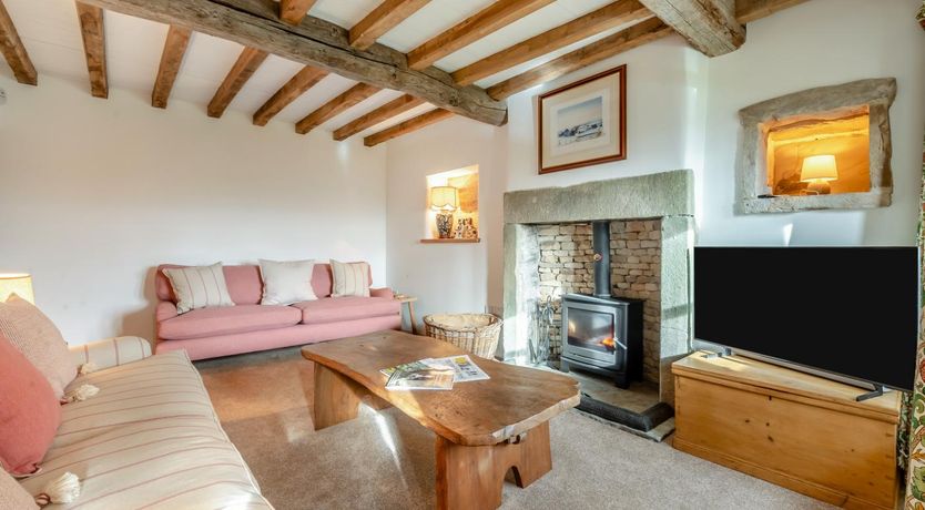 Photo of 4 Bed in Cowling