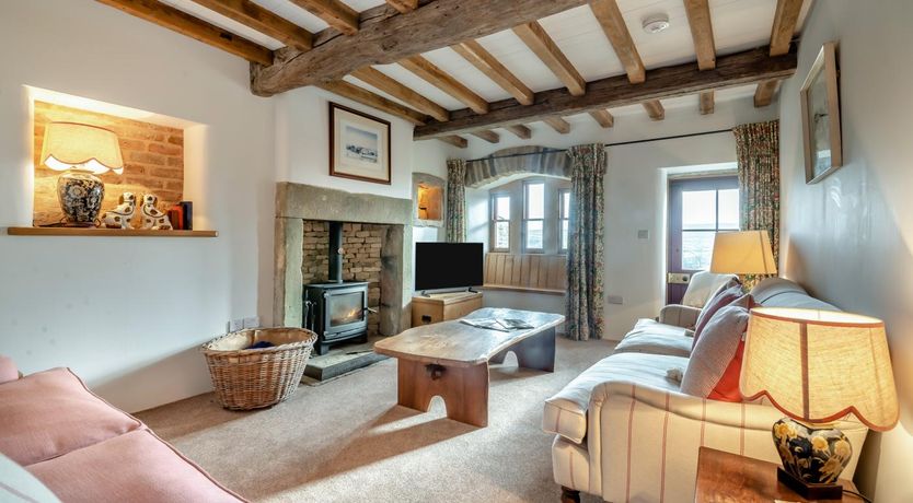 Photo of 4 Bed in Cowling