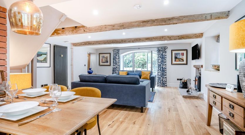 Photo of 2 Bed in Nant-y-derry