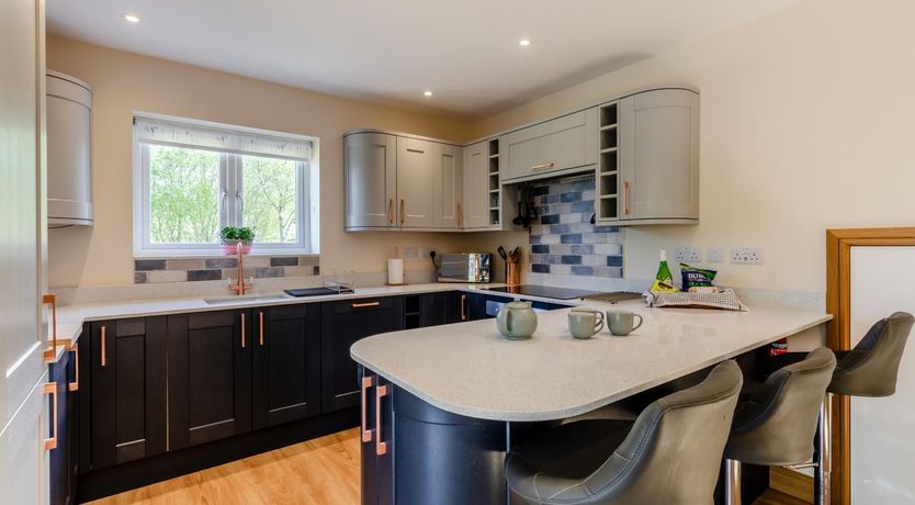 Photo of 4 Bed in Honiton