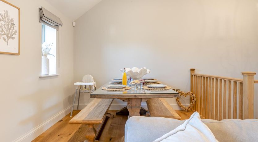 Photo of 3 Bed in Docking