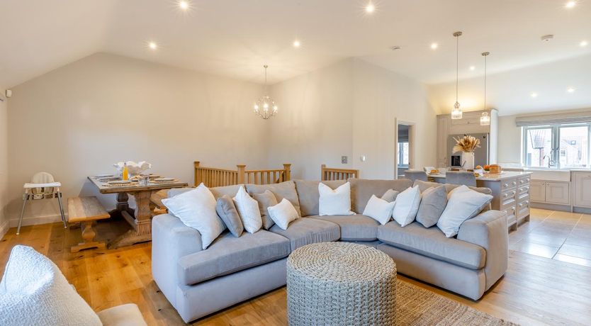 Photo of 3 Bed in Docking