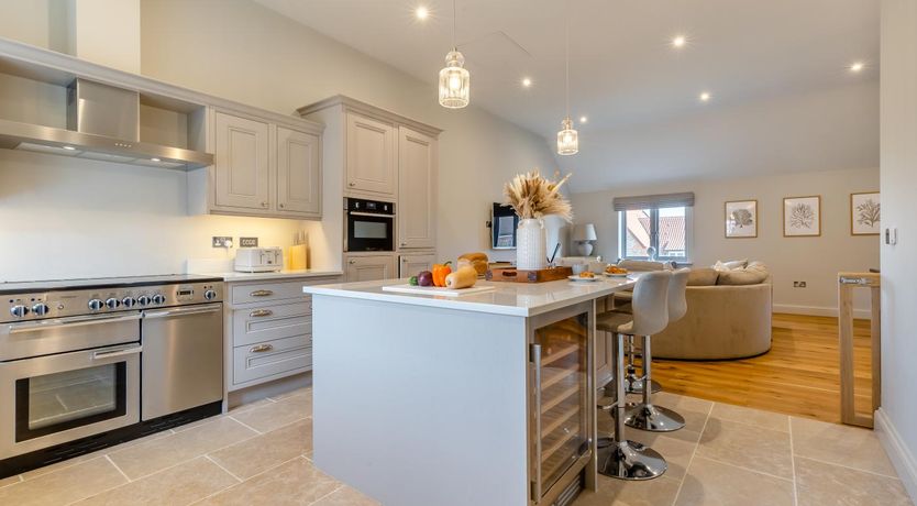Photo of 3 Bed in Docking