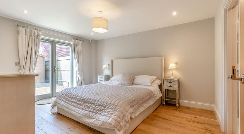 Photo of 3 Bed in Docking