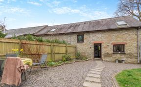 Photo of 2 Bed in Boncath