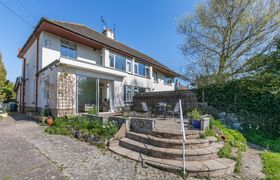 Photo of 3-bed-in-sidmouth-1