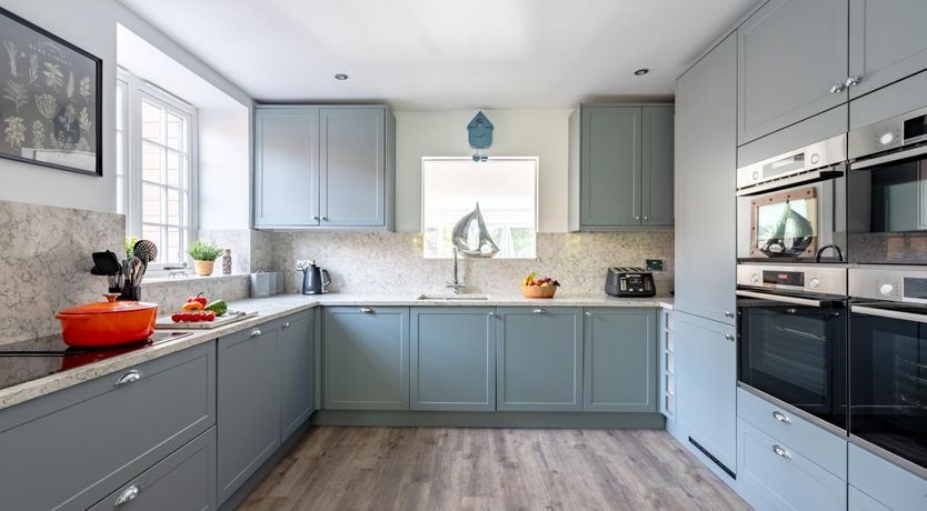 Photo of 5 Bed in Walberswick
