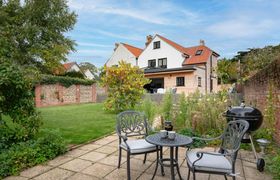 Photo of 5-bed-in-walberswick-9