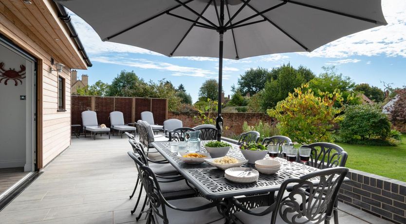 Photo of 5 Bed in Walberswick