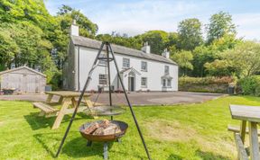 Photo of 5 Bed in Kentisbury